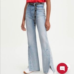 Levi’s rib cage split flare